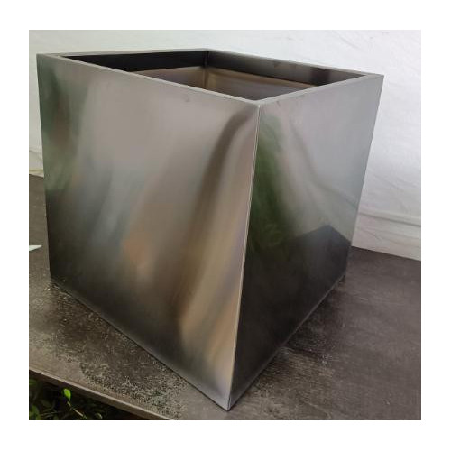 Faceted Rectangular Metal Planter - NF23-429042